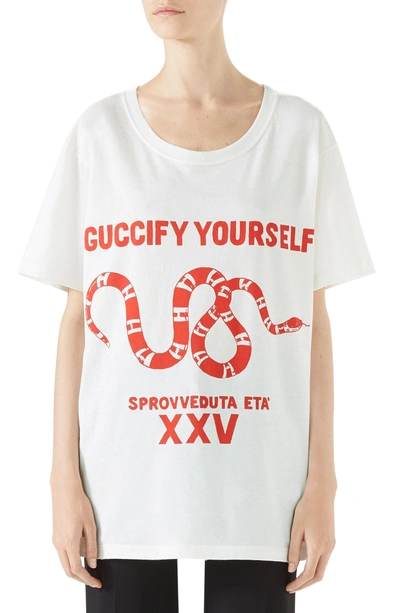 Shop Gucci Fy Snake Print Tee In Ivory