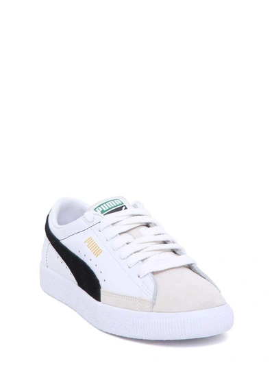 Shop Puma Basket 90680 Sneaker In Bianco/nero