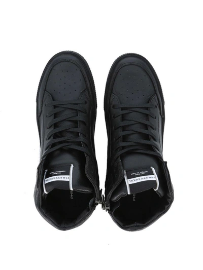 Shop Philippe Model Knicks Black Leather Sneaker With Zip In Nero