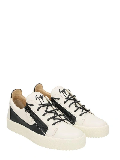 Shop Giuseppe Zanotti Frenkie White And Black Leather Sneakers In Beige