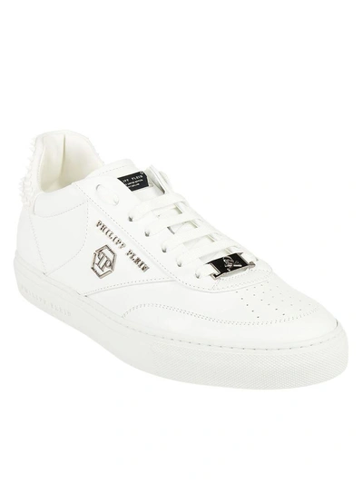 Shop Philipp Plein Lo-top Sneakers Just Breathe In White