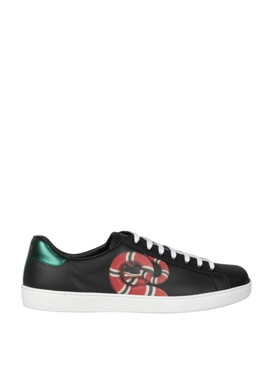 Shop Gucci Ace Kingsnake Leather Sneakers In Nero