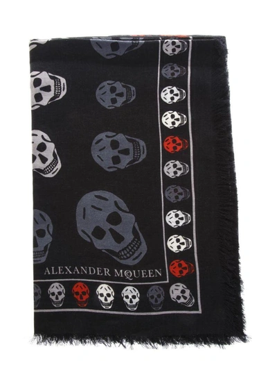 Shop Alexander Mcqueen Silk Foulard Skull Printed In Black/grey