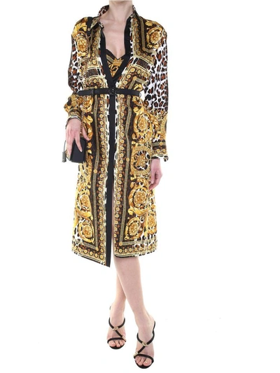 Shop Versace Wild Baroque Ss92-print Silk-twill Shirt Dress In Nero Oro