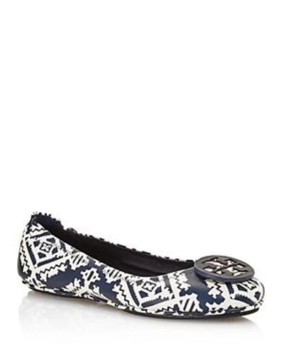 Shop Tory Burch Women's Minnie Printed Leather Travel Ballet Flats In Tapestry Geo