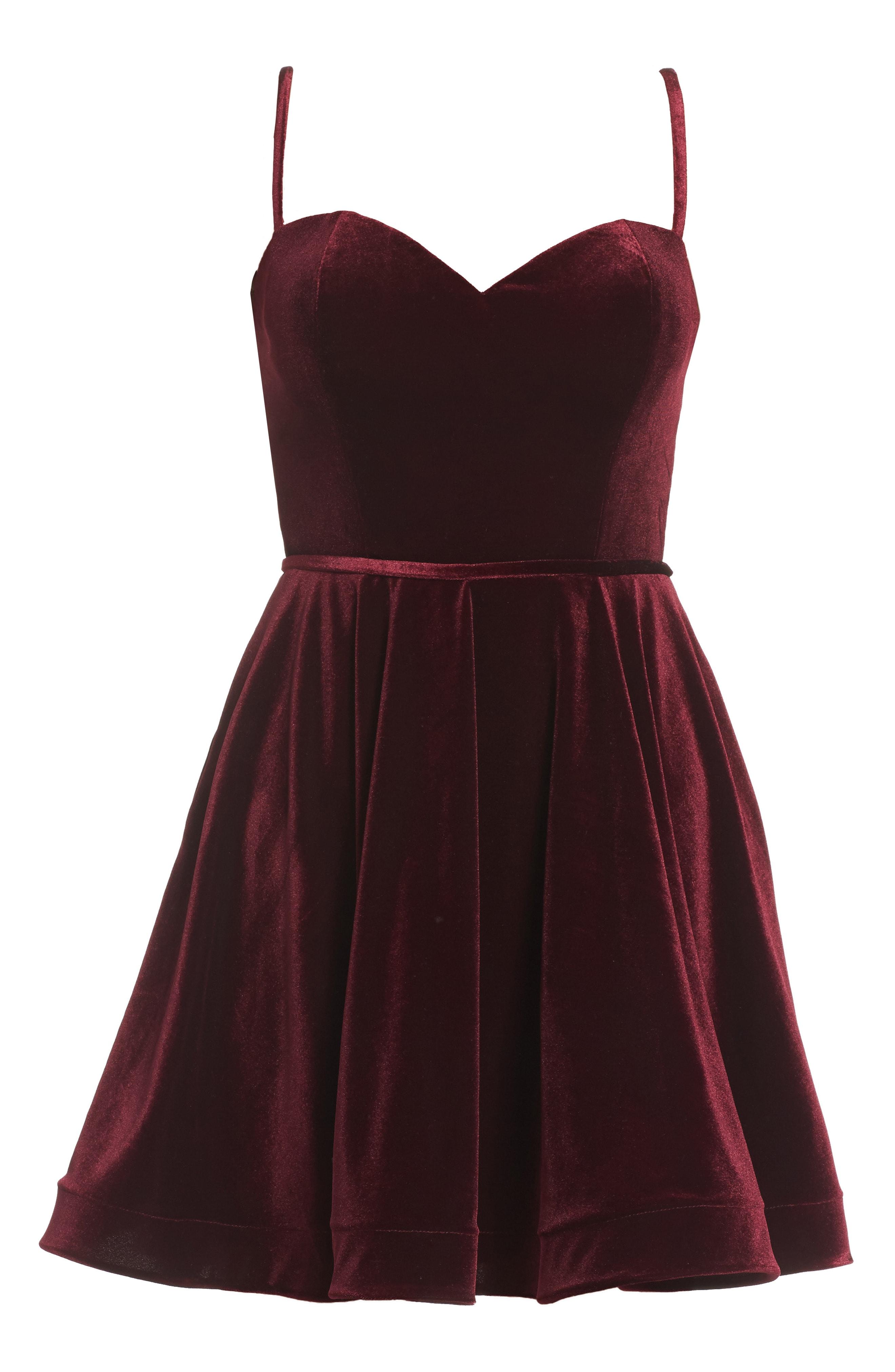 la femme strappy back