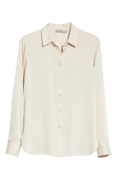 Shop Vince Fitted Stretch Silk Blouse In Sandstone