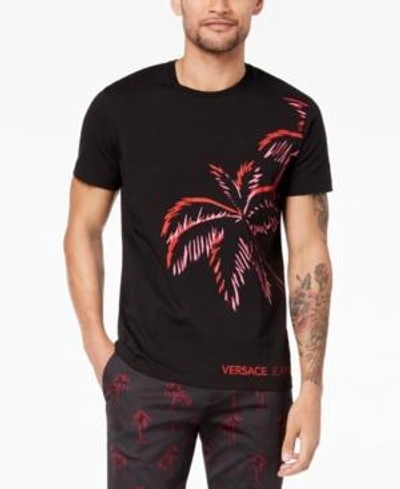 Shop Versace Men's Graphic-print T-shirt In Nero