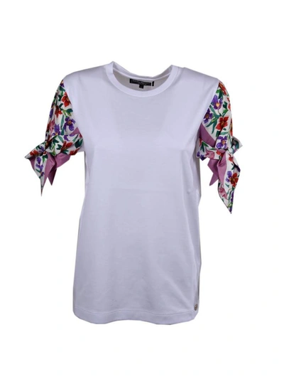 Shop Ferragamo Foulard Sleeve T-shirt In Bianco