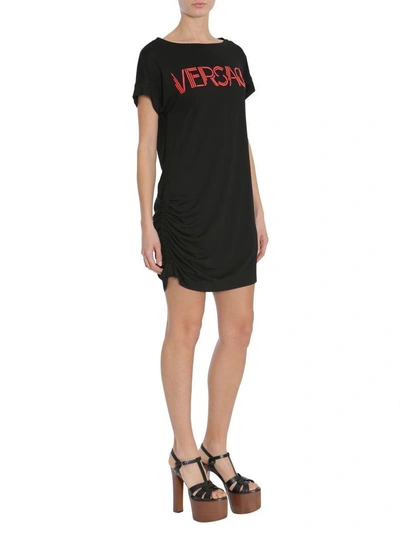 Shop Versace T-shirt Dress With Logo In Nero