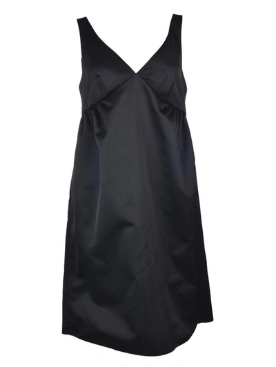 Shop Rochas Flared Sleeveless Dress In Nero