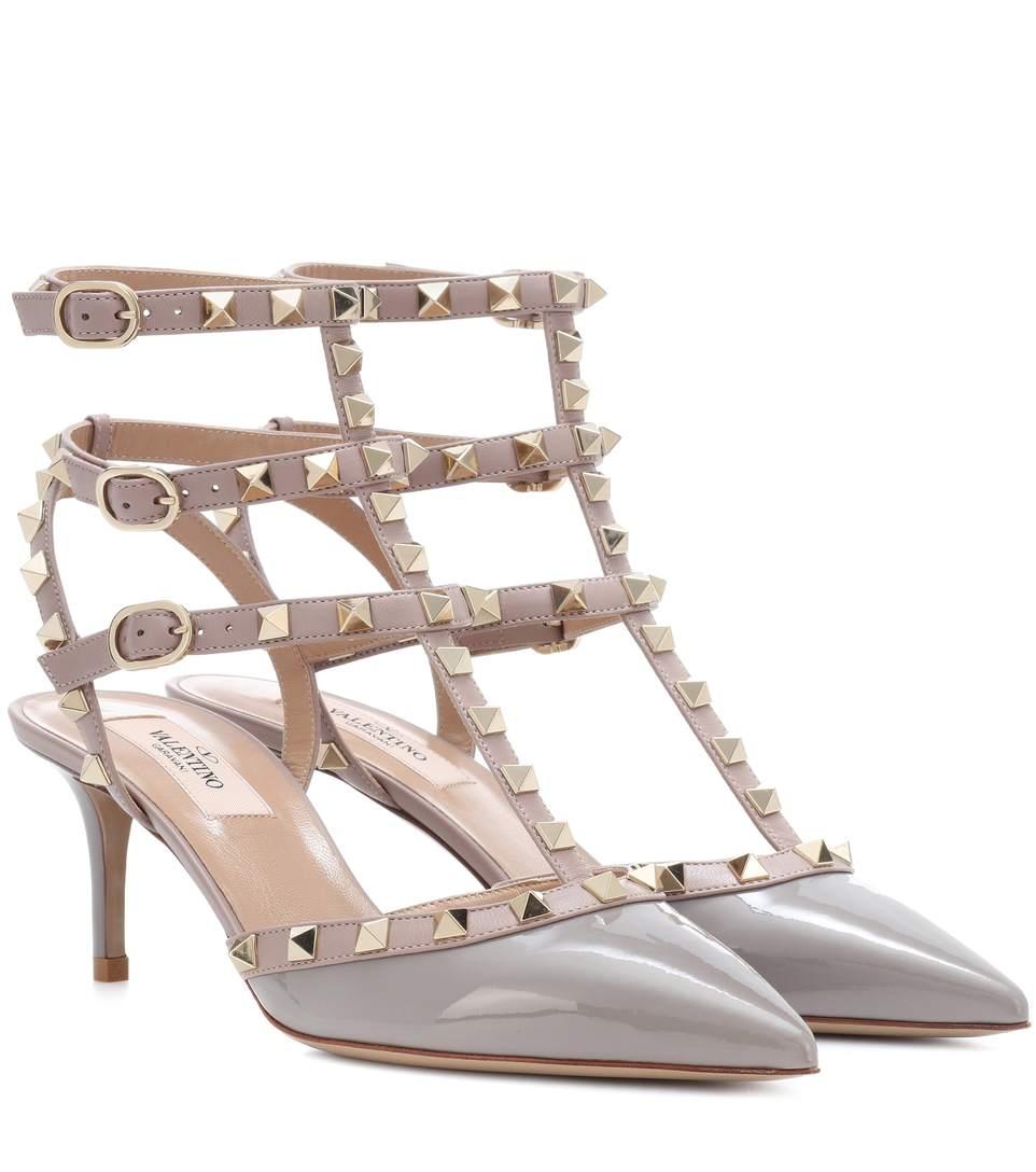 grey patent leather pumps