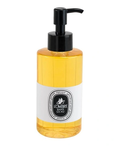 Shop Diptyque L'ombre Dans L'eau Shower Oil 200ml In White