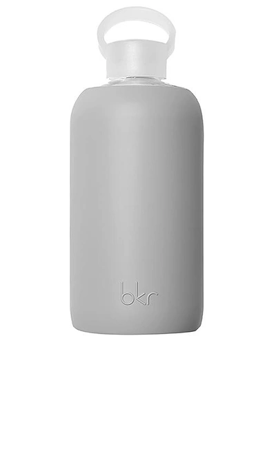 Shop Bkr Ben 1l Water Bottle In Gray