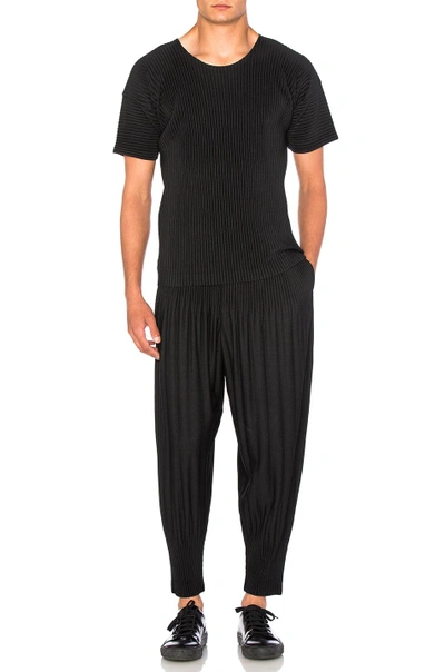 Issey Miyake Black Basics T-shirt In Black