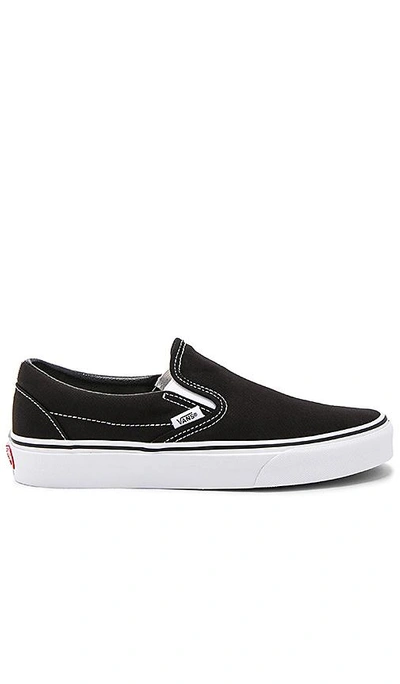 Shop Vans Sneakers Slip-on Classic In Black