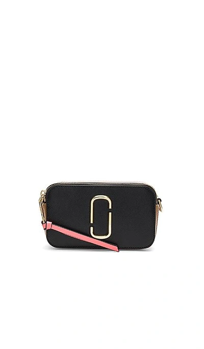 Shop Marc Jacobs Snapshot Bag In Black