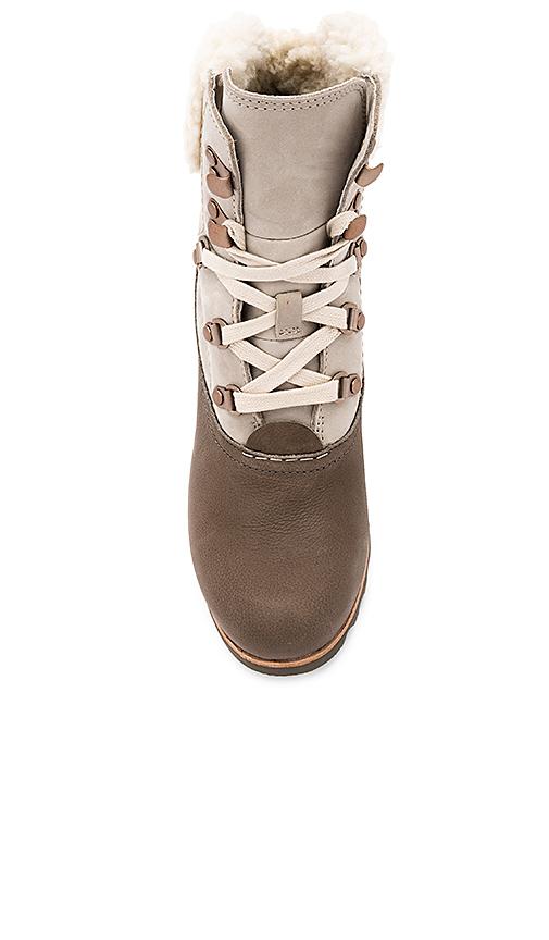 sorel jayne lux boot