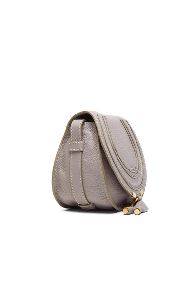 Chloé Marcie Small Crossbody Bag In Grained Calfskin In Gray