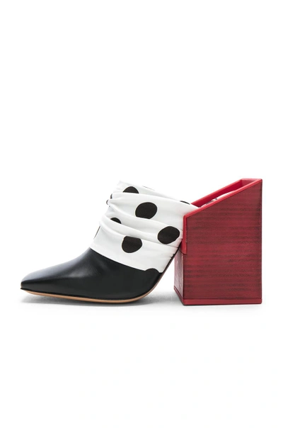 Shop Jacquemus Leather Gitan Mules In Black,geometric Print