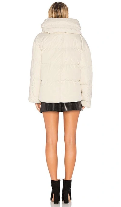Shop Theory Toralla Short Puffer Jacket In Light Gray
