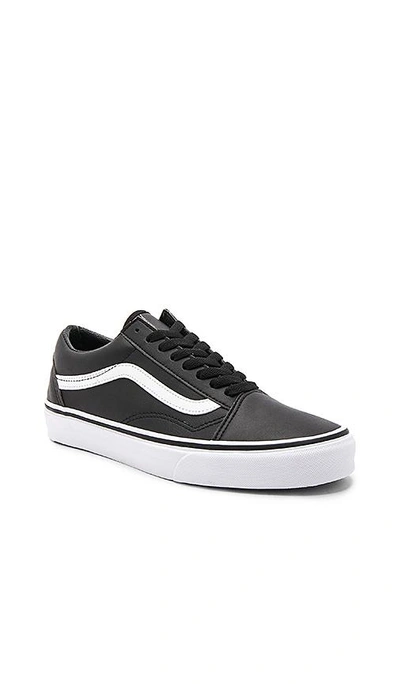 Shop Vans Old Skool In Black & True White