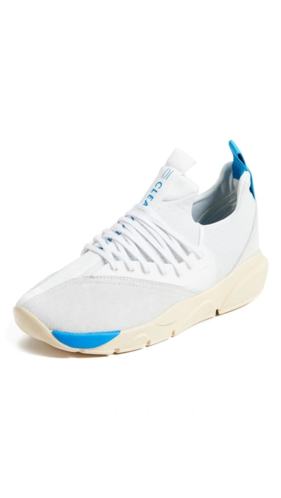 Shop Clear Weather Cloud Stryk In White/blue