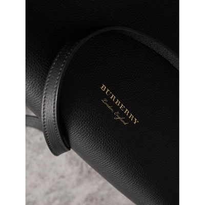 Shop Burberry The Medium Banner In Two Tone Leather In Black/tan