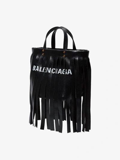 Shop Balenciaga Handtasche Mit Fransen In Black