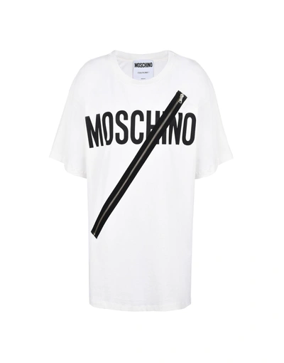 Shop Moschino Short Sleeve T-shirts In White