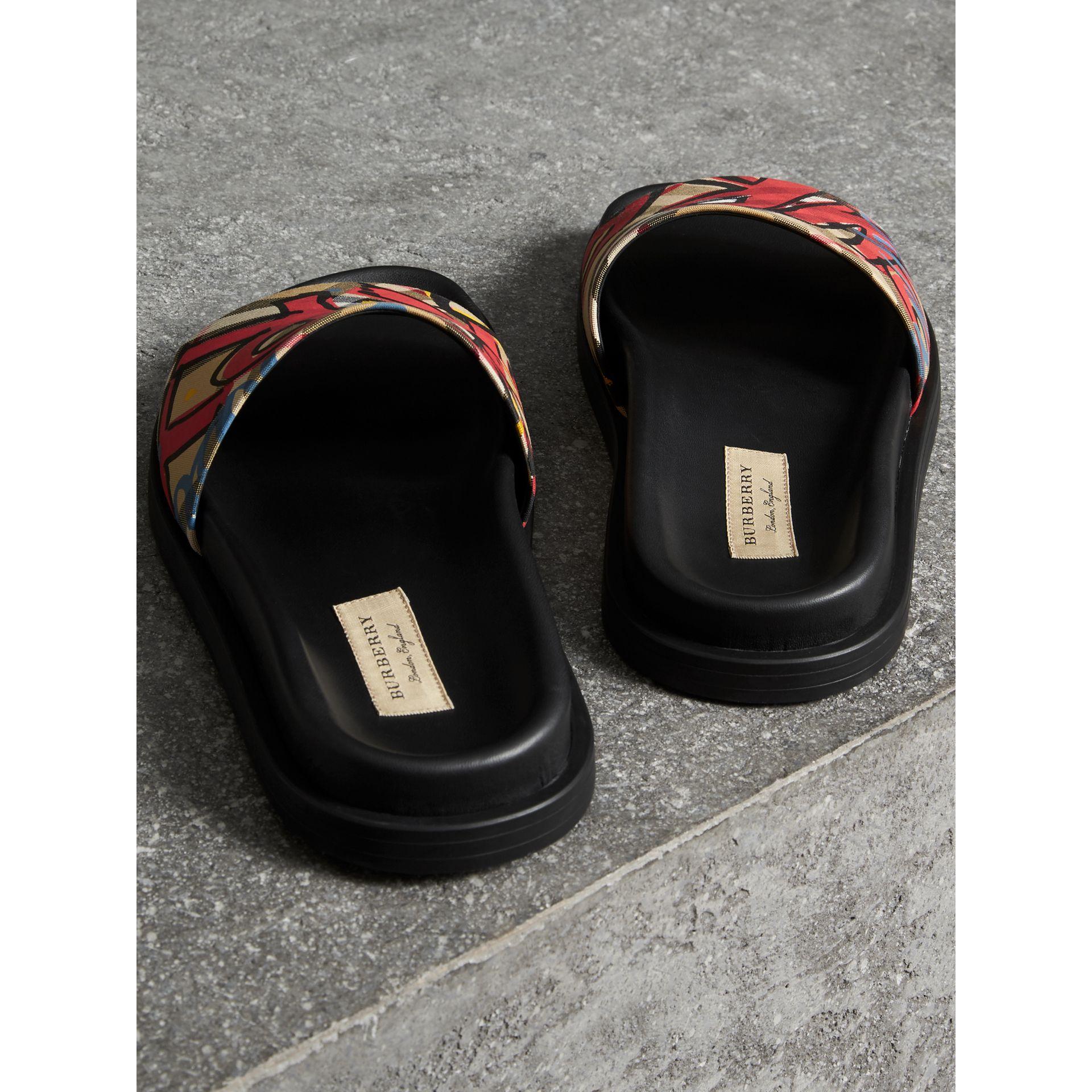 burberry graffiti slides