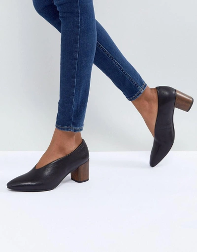 Eve Black High Vamp Wooden Heeled Shoes Black