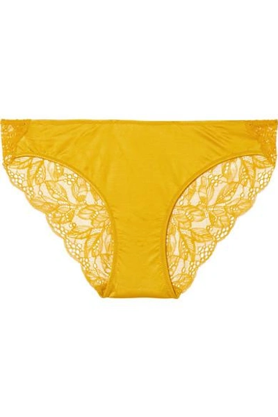 Shop Hanro Fleur Stretch-satin And Leavers Lace Briefs In Marigold