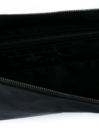 Shop Valentino 'rockstud' Laptoptasche In Black