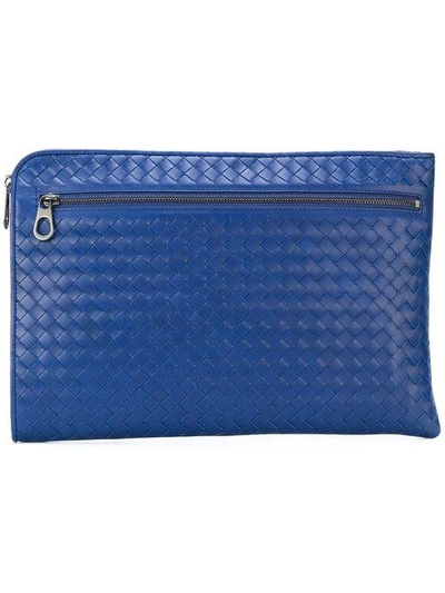 Shop Bottega Veneta Zipped Laptop Sleeve - Blue