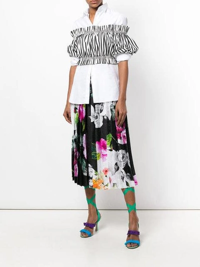 Shop Off-white Floral Pleated Skirt - Black