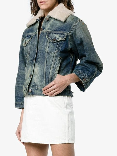 Shop Gucci Fication Print Cropped Denim Jacket In Blue