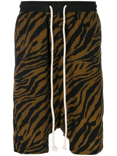Shop Yuiki Shimoji Drawstring Tiger Print Shorts - Black