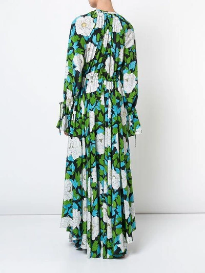 Shop Diane Von Furstenberg Langes Seidenkleid Mit Blumen-print In Green