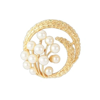 Shop Susan Caplan Vintage 1960s Vintage Trifari Faux Pearl Circular Brooch