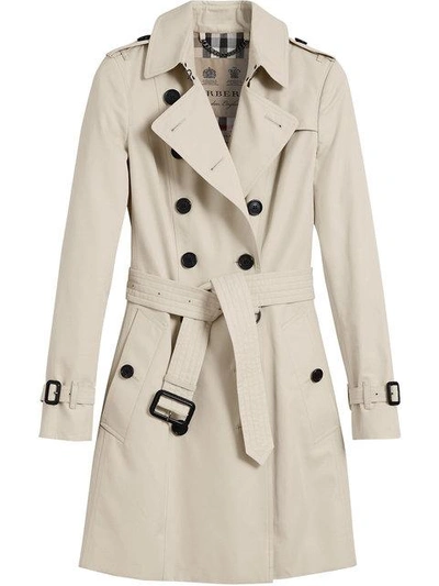 Shop Burberry The Chelsea – Mid-length Trench Coat - Neutrals