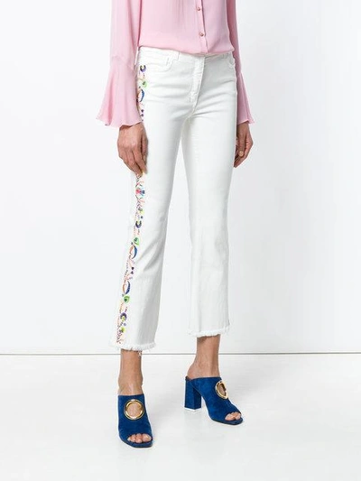 embroidered side panel cropped jeans
