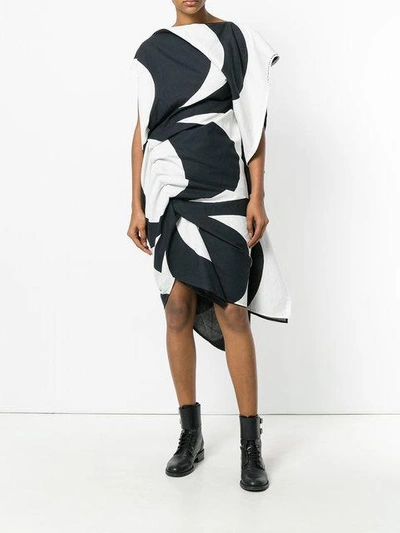 Shop Junya Watanabe Optical Print Asymmetric Dress - Black