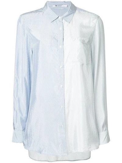 Shop Alexander Wang T Hemd Mit Streifen In 969 Ivory/ Cloud Grey