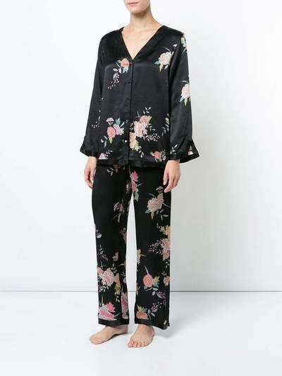 Shop Natori Midnight Garden Pyjama Set In Black