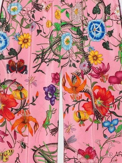 Shop Gucci Seidenhose Mit Floralem Print