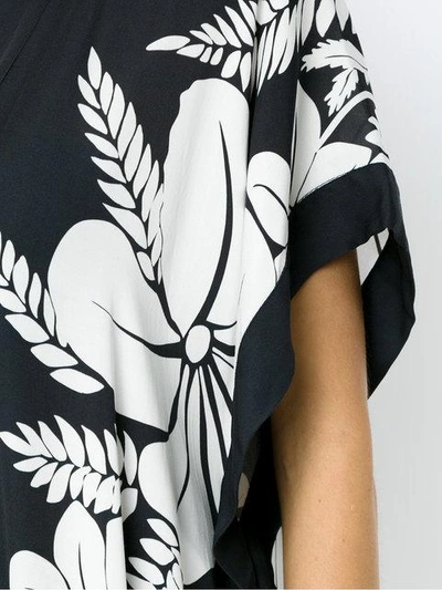 Shop Amir Slama Floral Print Kimono In Black