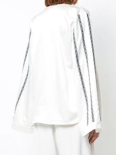 Zeus + Dione Embroidered Wide Sleeve Blouse In White