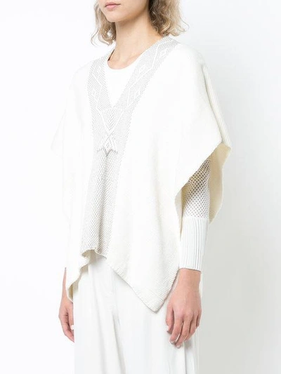 Voz Copihue Manta Kaftan In White