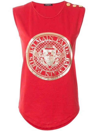 Shop Balmain T-shirt Mit Knopfdetail - Rot In Red